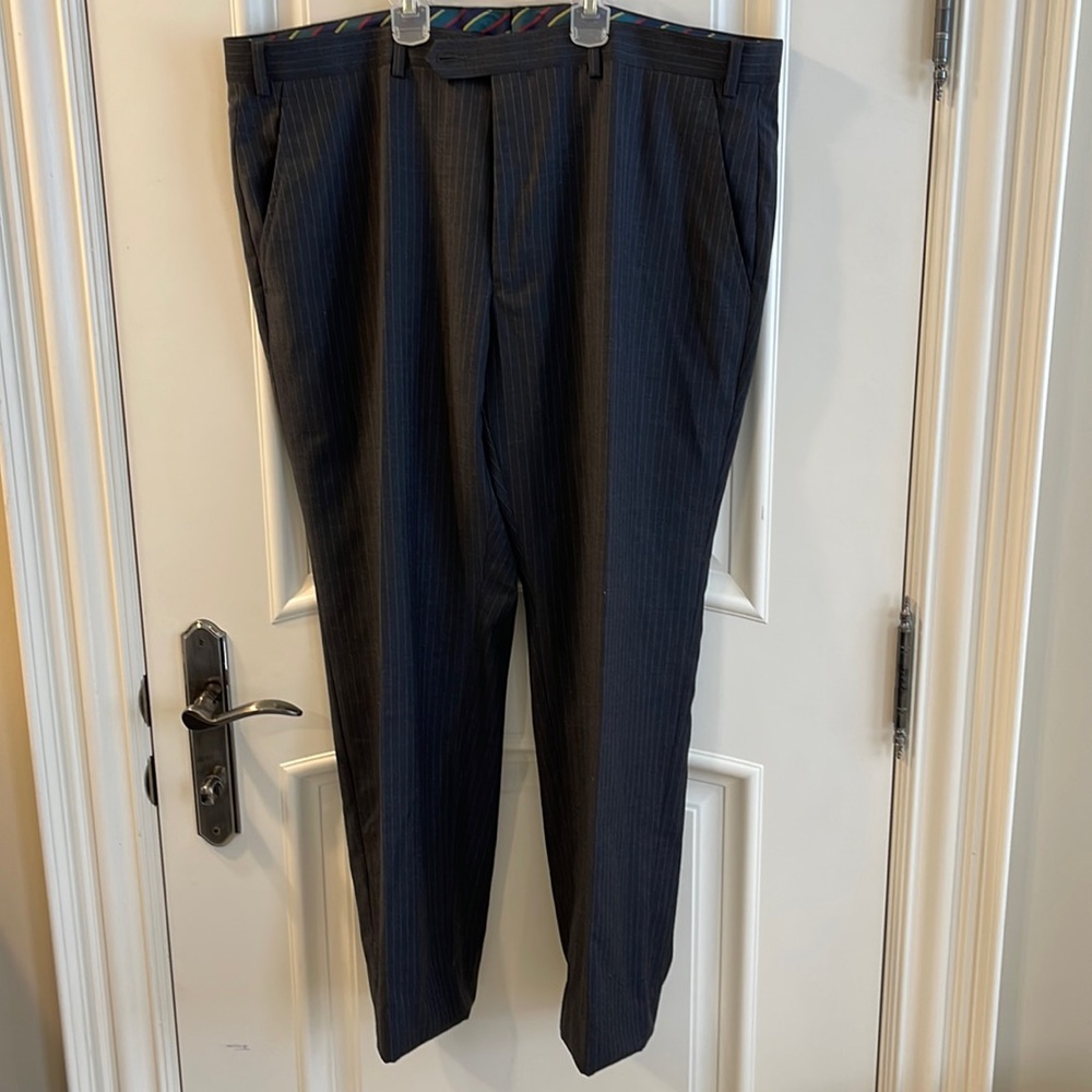 Chaps men’s pinstripe dress pants size 42w x 30l